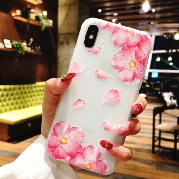 Accessories - NEW iPhone Max/XR/X/XS/7/8/Plus Floral case